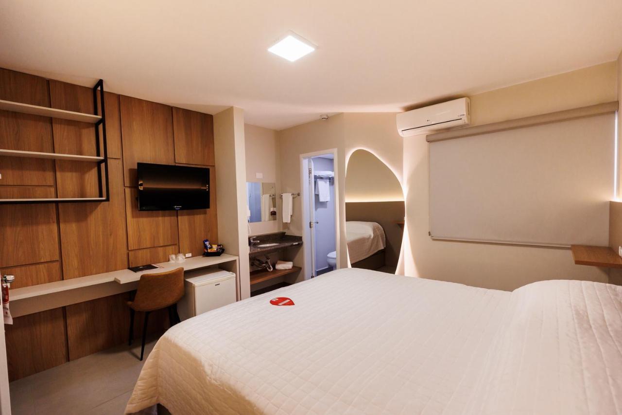 Tonello Business Hotel Campo Mourão Extérieur photo