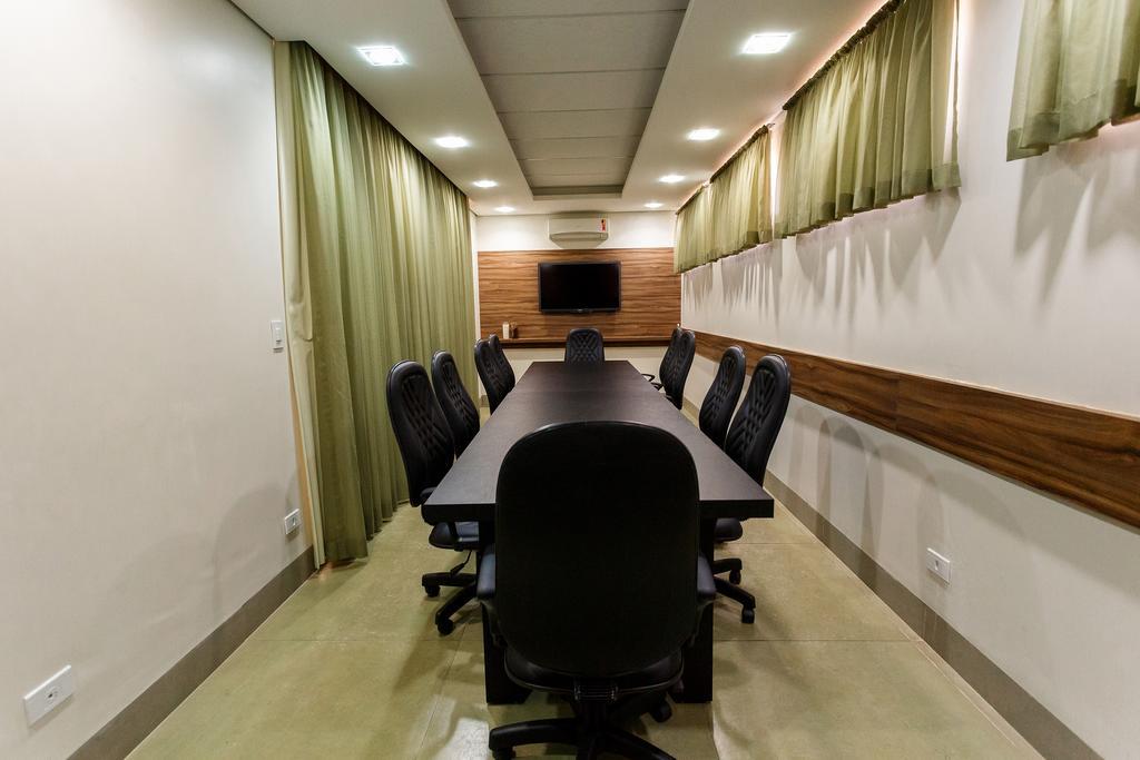 Tonello Business Hotel Campo Mourão Extérieur photo